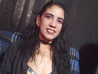 IsabellaDench's Brazilian live cam performers Profile Image